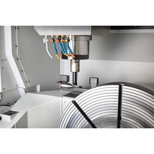 DN Solutions 5-assige freesmachine DVF 8000T detail