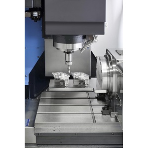 DN Solutions verticale freesmachine DNM 4000 detail